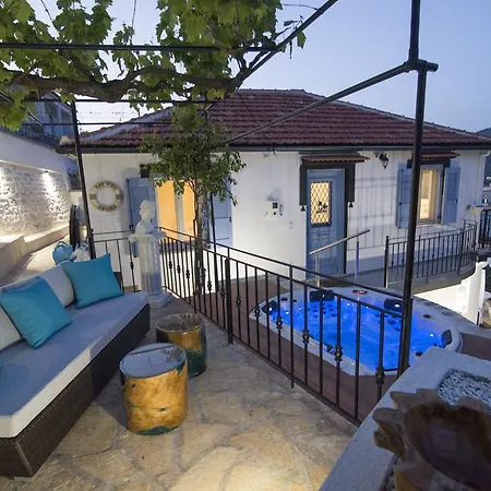 Bay View House Nyaraló Vathí