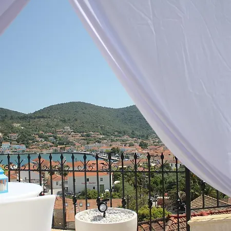 Bay View House * Vathí